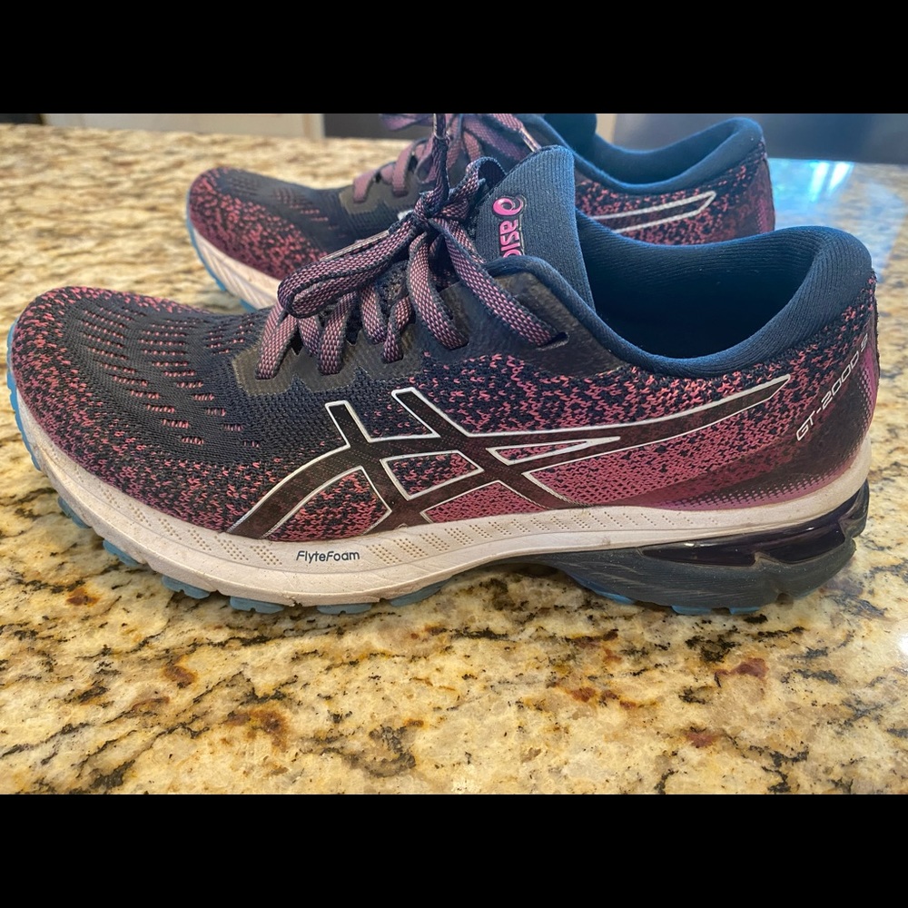 ASICS GT 2000 9
